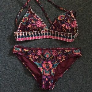 xhilaration  2 piece swimsuit